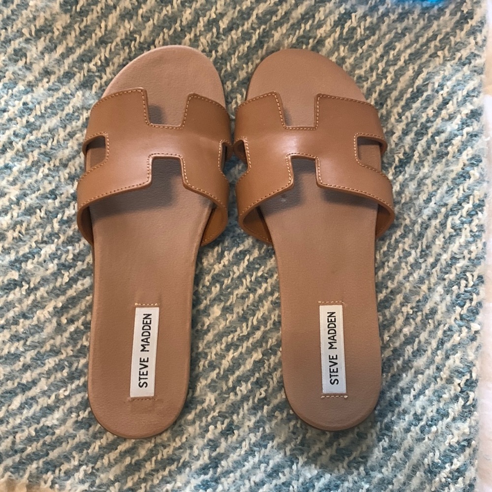 Steve Madden Tan Slide Sandals